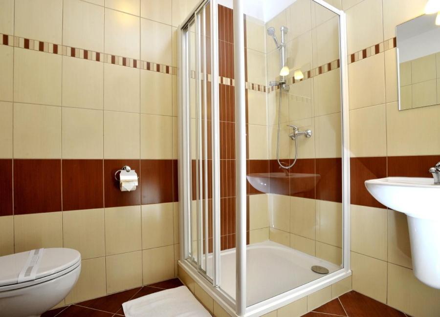 Pension U Vsech Certu Jičín Quarto foto